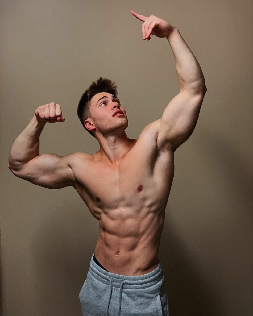 zyzz pose meaning